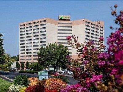 Airport Marriott Hotel